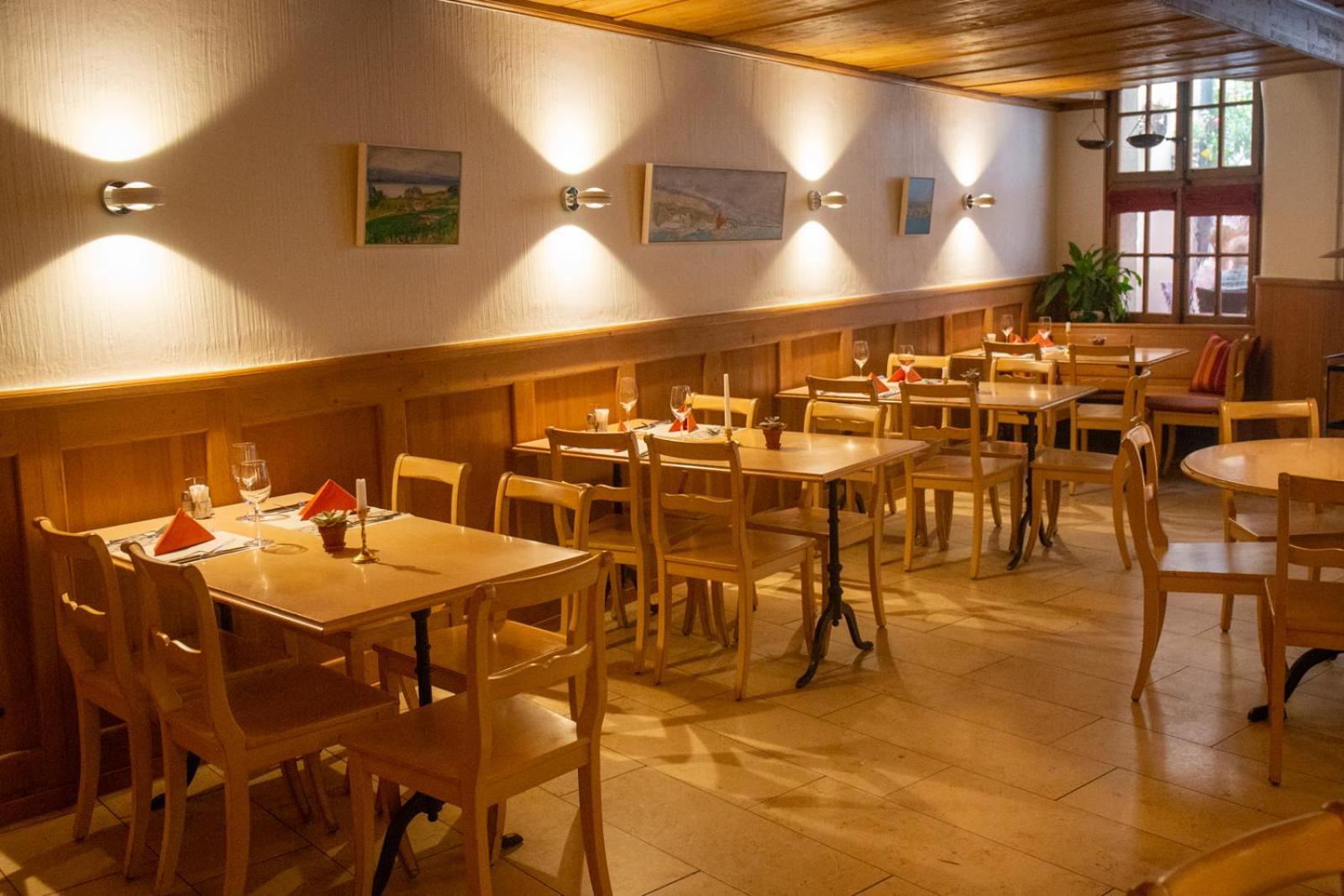 Zum Alten Schweizer Inn *